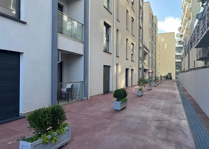 Sea La Vie - Elegant Beachfront Family Apartment, Shengjin * Lezhë